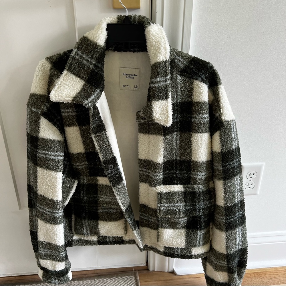 NWT Abercrombie Sherpa Plaid Shacket